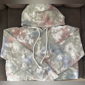 Wild Fable tie-dye cropped hoodie (NWOT)